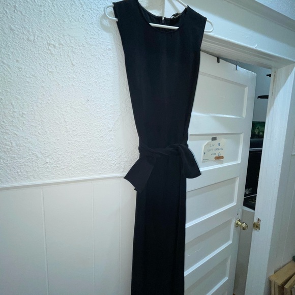 Black shift dress with tie waist - Picture 3 of 7